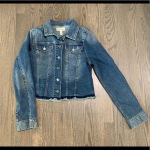Jessica Simpson cropped maternity Jean jacket.